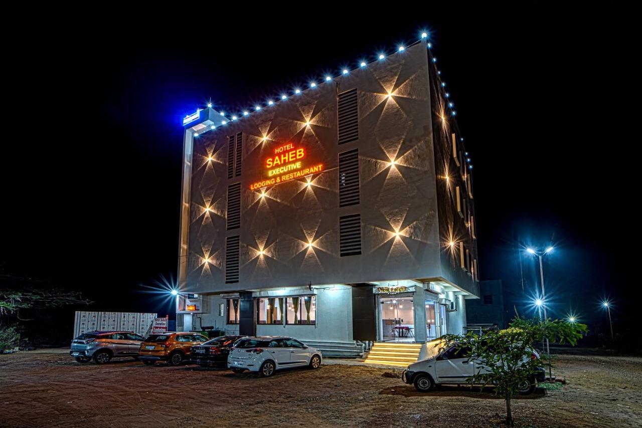 Hotel Saheb Kolhapur Exterior photo